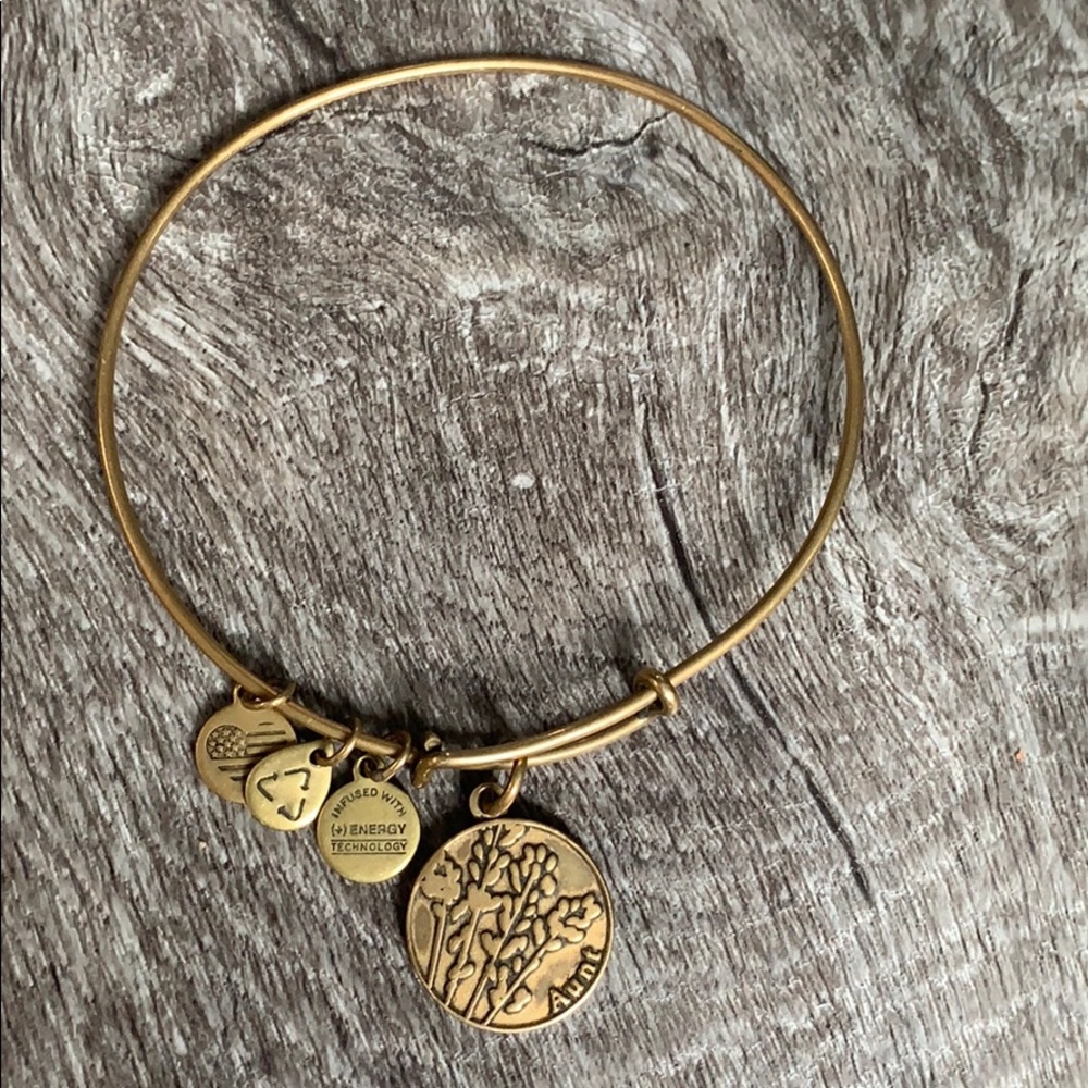 Alex and Ani Aunt bracelet